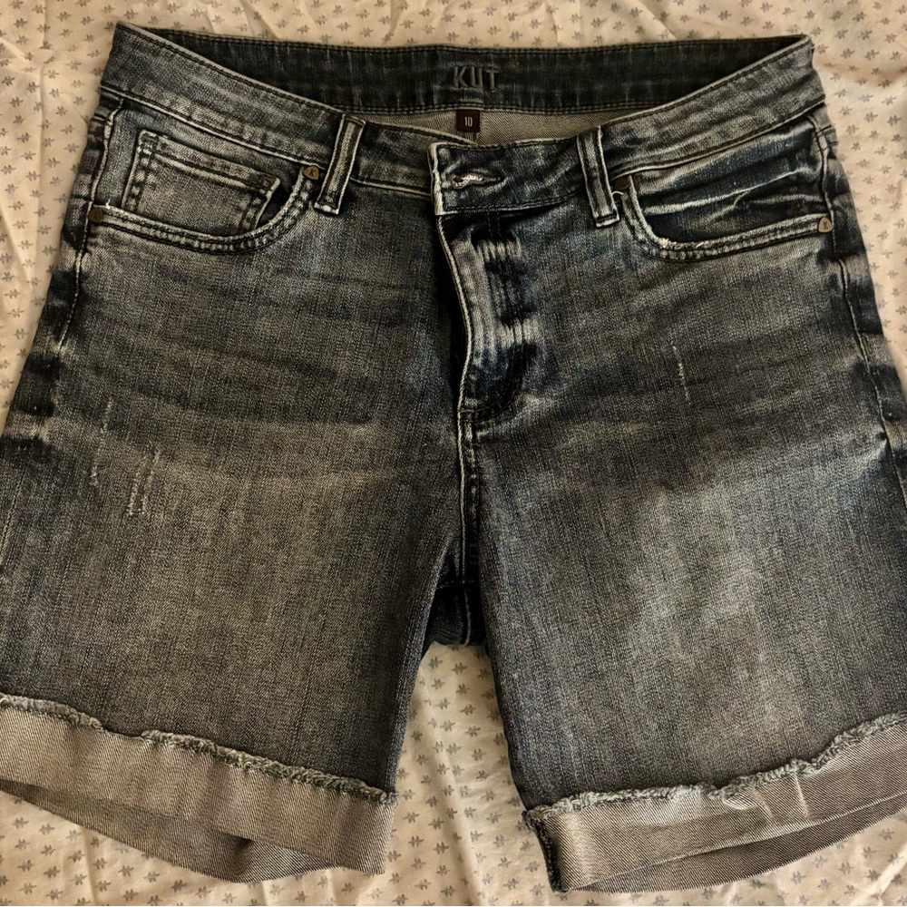 Kut from the Kloth Boyfriend shorts